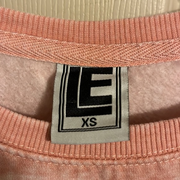 Welcome to Las Vegas sweatshirt. NWOT. Super soft!! - Picture 2 of 4